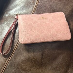 Brand new Coach Blush Pink Wristlet Clutch limited edition